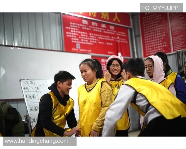 全球总决赛特别报道LNG团队的辉煌历程与突破成就解析实时新闻